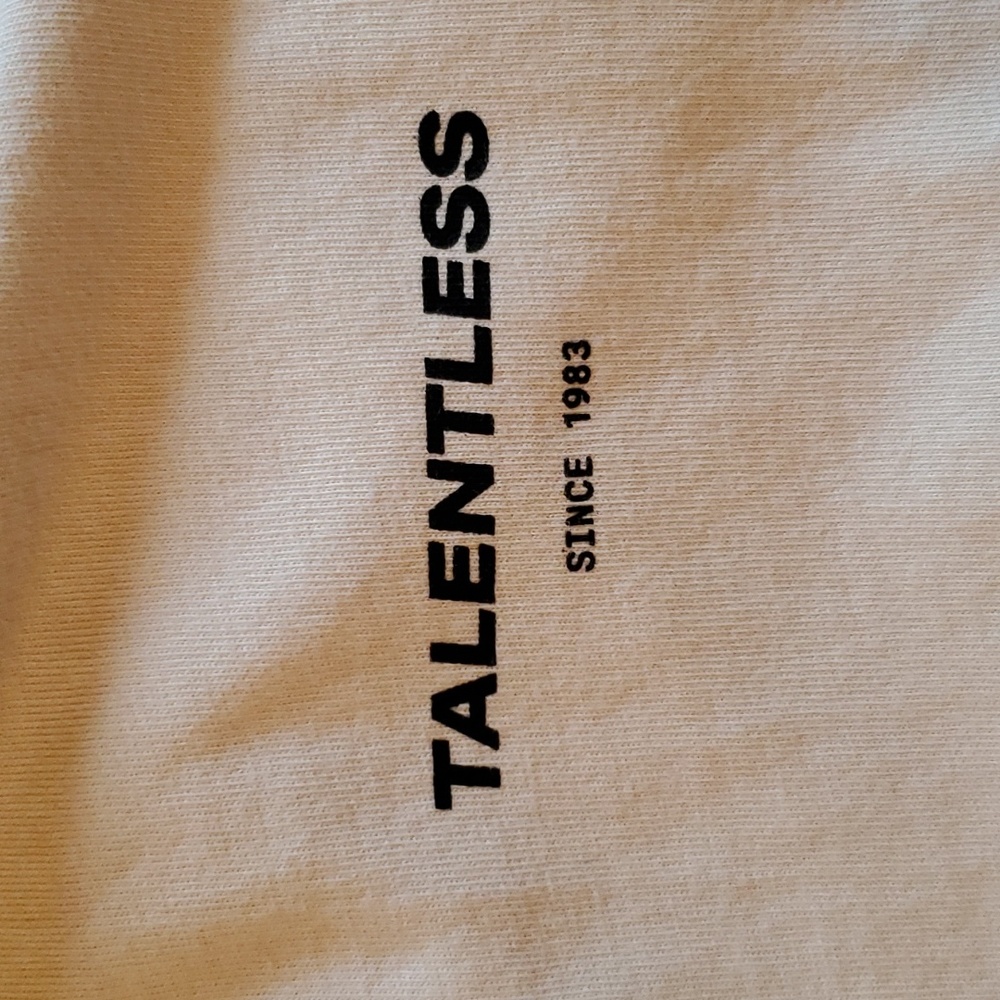 Talentless Tee - Picture 5 of 6